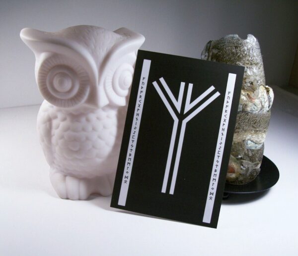 Algiz Black and White Altar Card by Wayuką́